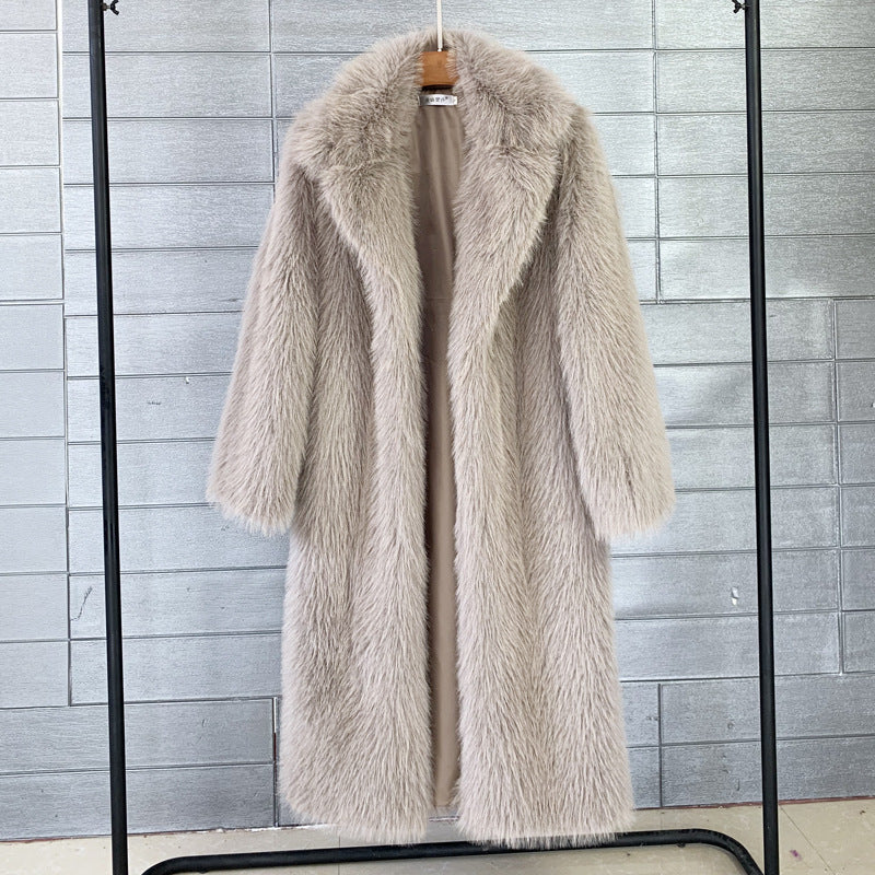 EVA™ | Le Manteau pelucheux